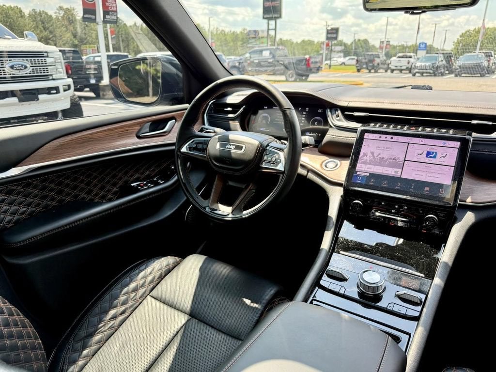 2023 Jeep Grand Cherokee Summit 4x4