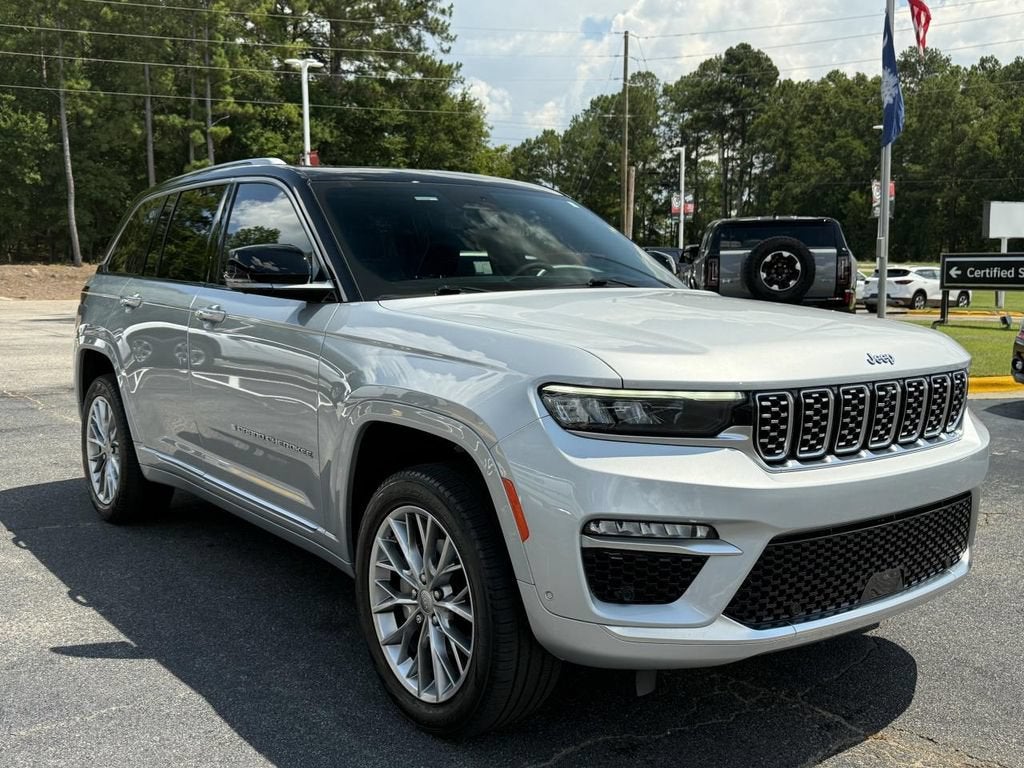 2023 Jeep Grand Cherokee Summit 4x4