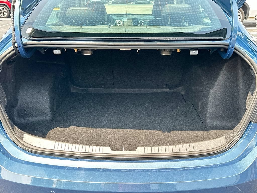 2024 Chevrolet Malibu 2LT