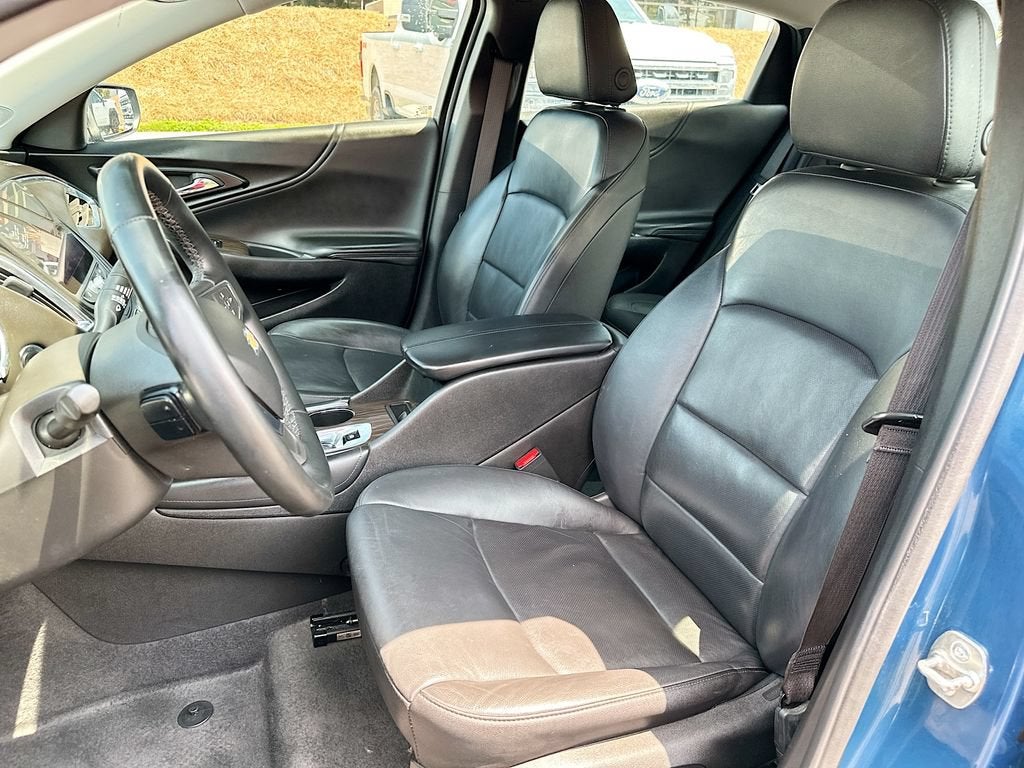 2024 Chevrolet Malibu 2LT