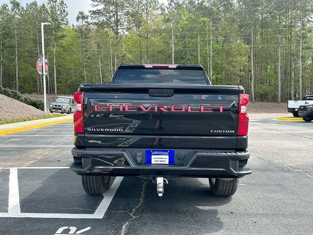 2022 Chevrolet Silverado 1500 Custom