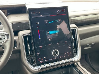 2025 GMC Yukon XL Elevation