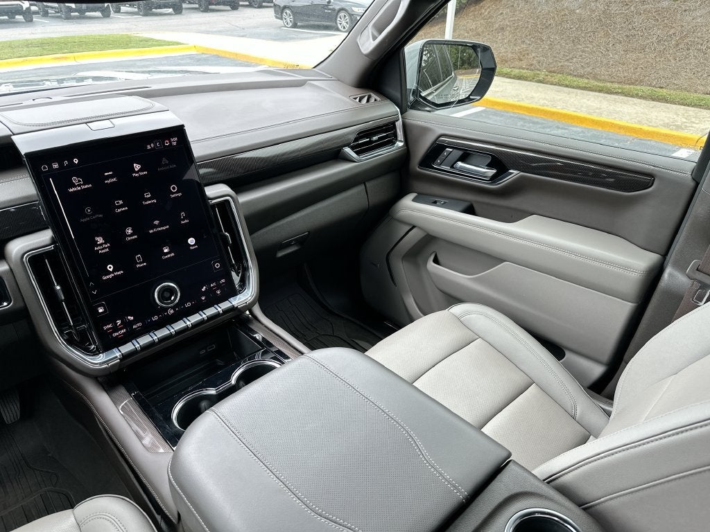 2025 GMC Yukon XL Elevation