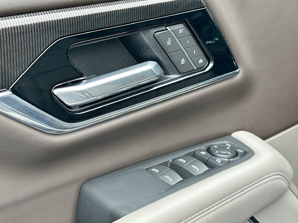 2025 GMC Yukon XL Elevation