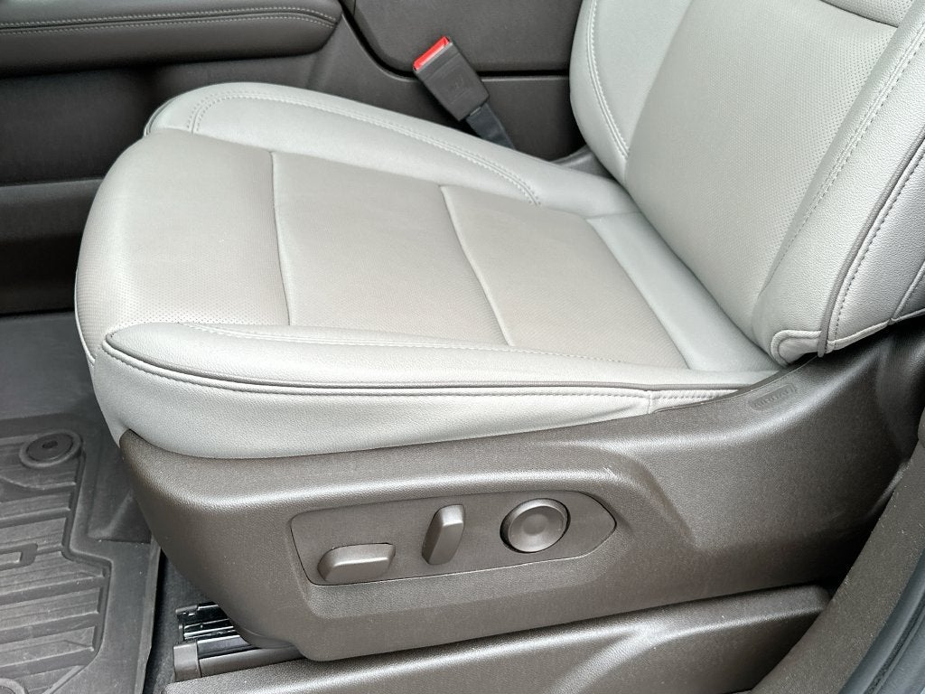 2025 GMC Yukon XL Elevation