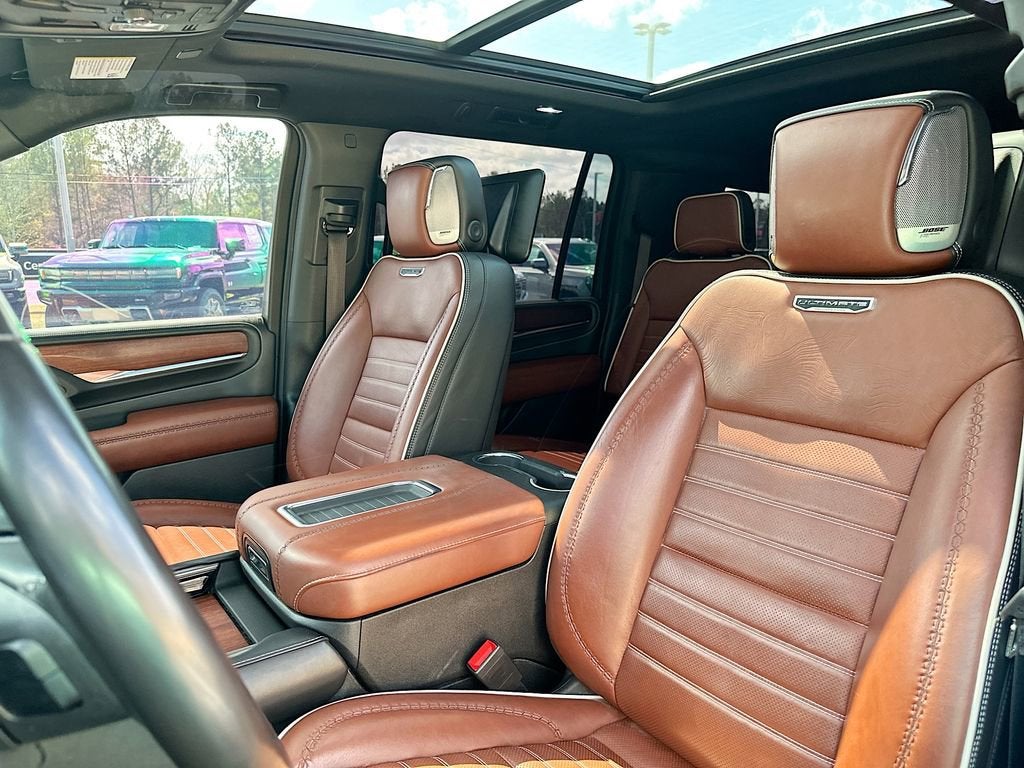 2023 GMC Yukon XL Denali Ultimate