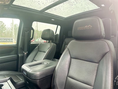 2023 Chevrolet Suburban High Country