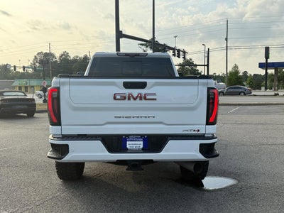 2024 GMC Sierra 2500 HD AT4