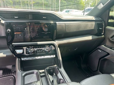 2025 GMC Sierra 2500 HD AT4