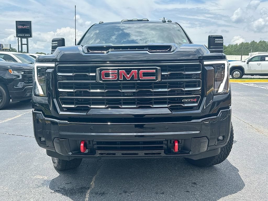 2025 GMC Sierra 2500 HD AT4