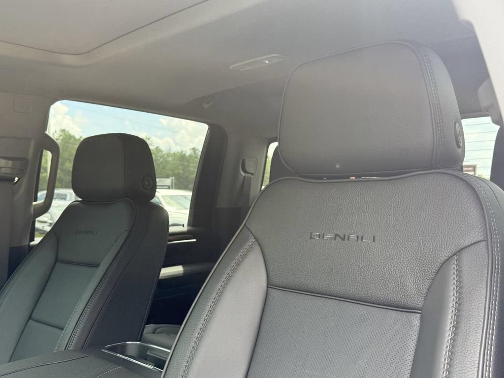 2025 GMC Sierra 2500 HD Denali