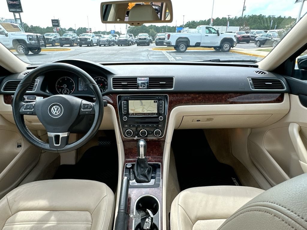 2013 Volkswagen Passat 2.0L TDI SEL Premium