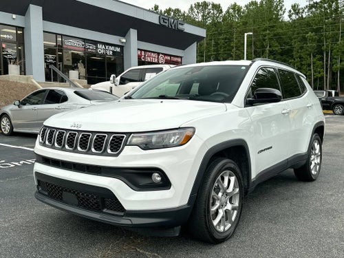 2024 Jeep Compass Latitude Lux FWD