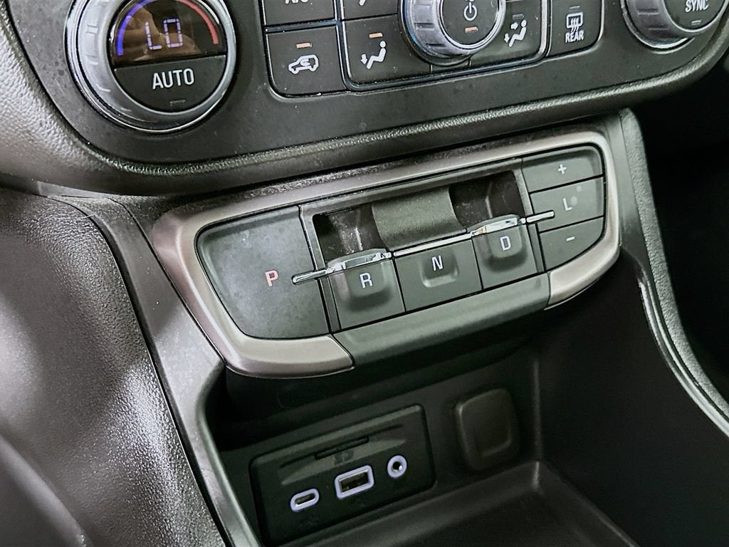 2024 GMC Terrain AT4