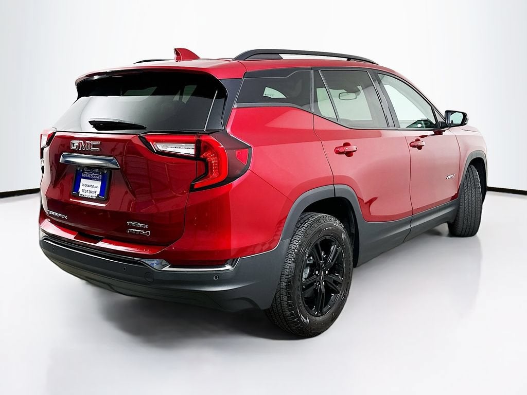 2024 GMC Terrain AT4