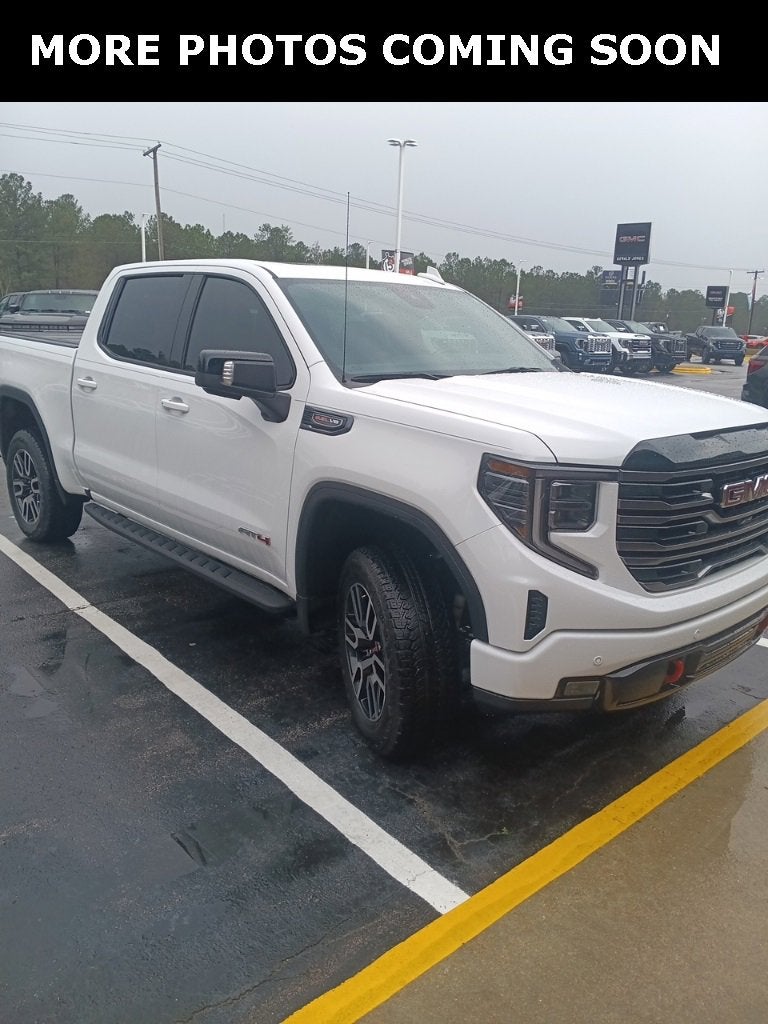 2025 GMC Sierra 1500 AT4