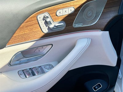 2025 Mercedes-Benz GLS 450 4MATIC®