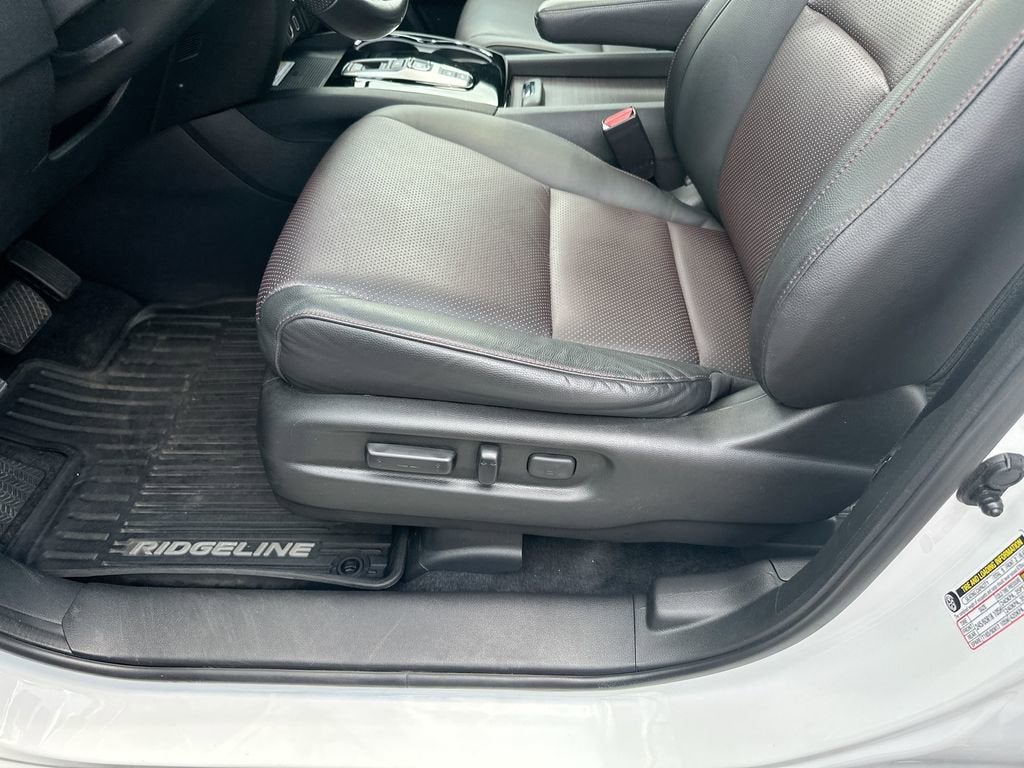 2022 Honda Ridgeline Black Edition