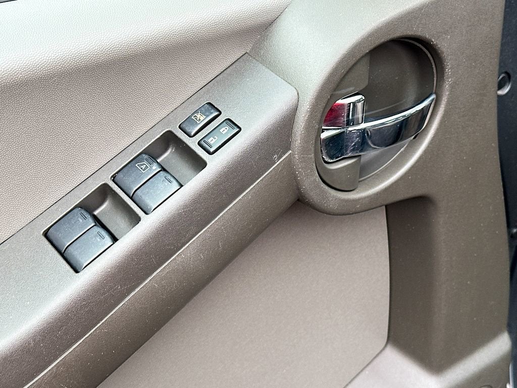 2013 Nissan Xterra X
