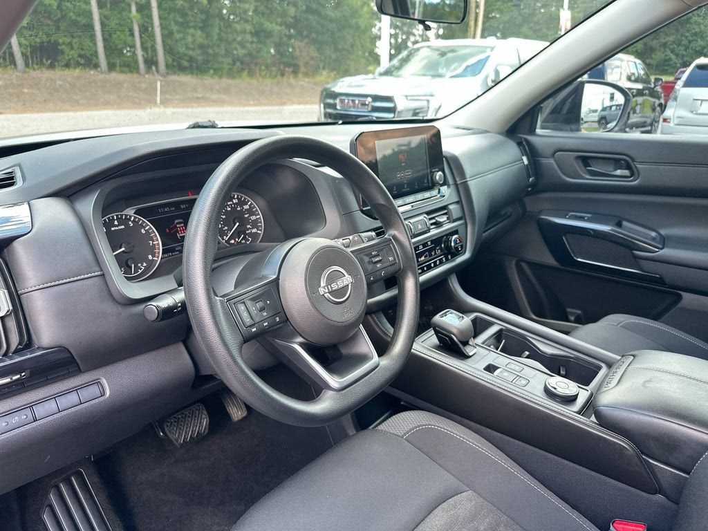 2024 Nissan Pathfinder S 4WD