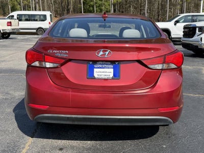2016 Hyundai Elantra SE