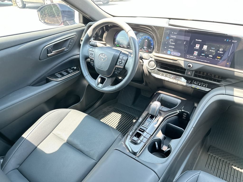 2025 Toyota Crown Signia XLE