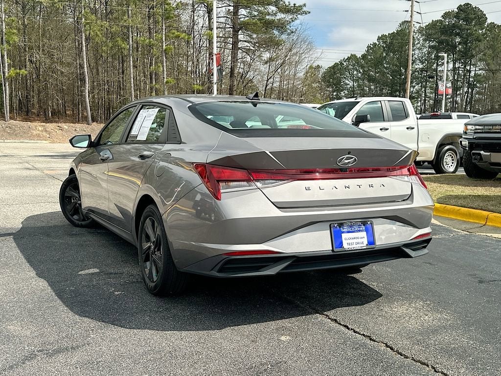 2022 Hyundai Elantra SEL