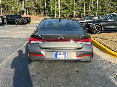 2024 Hyundai Elantra SEL