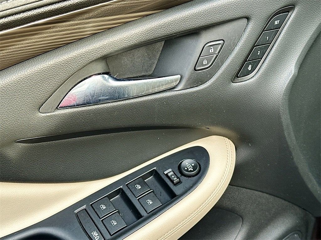 2020 Buick Envision Essence Group