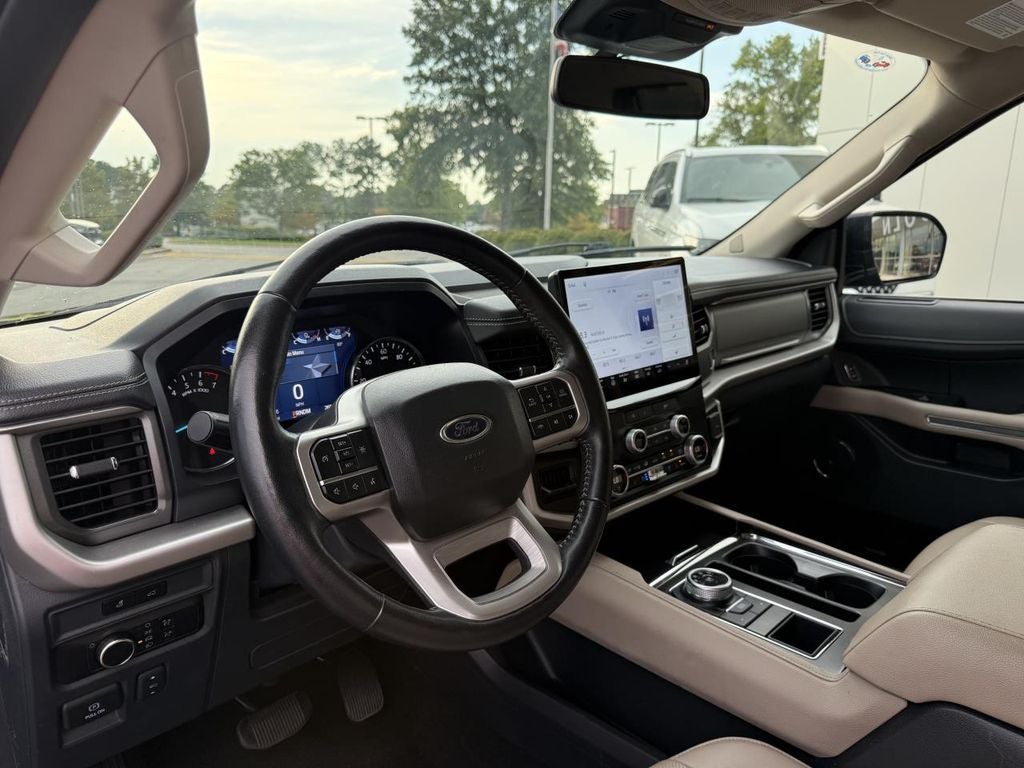 2024 Ford Expedition XLT