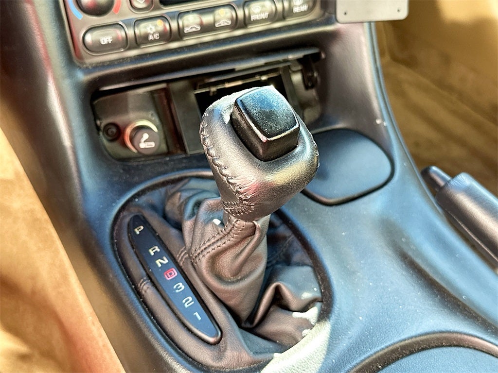 2001 Chevrolet Corvette Base