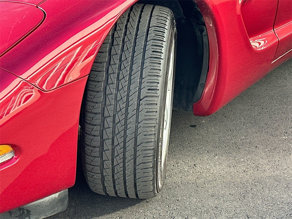 2001 Chevrolet Corvette Base