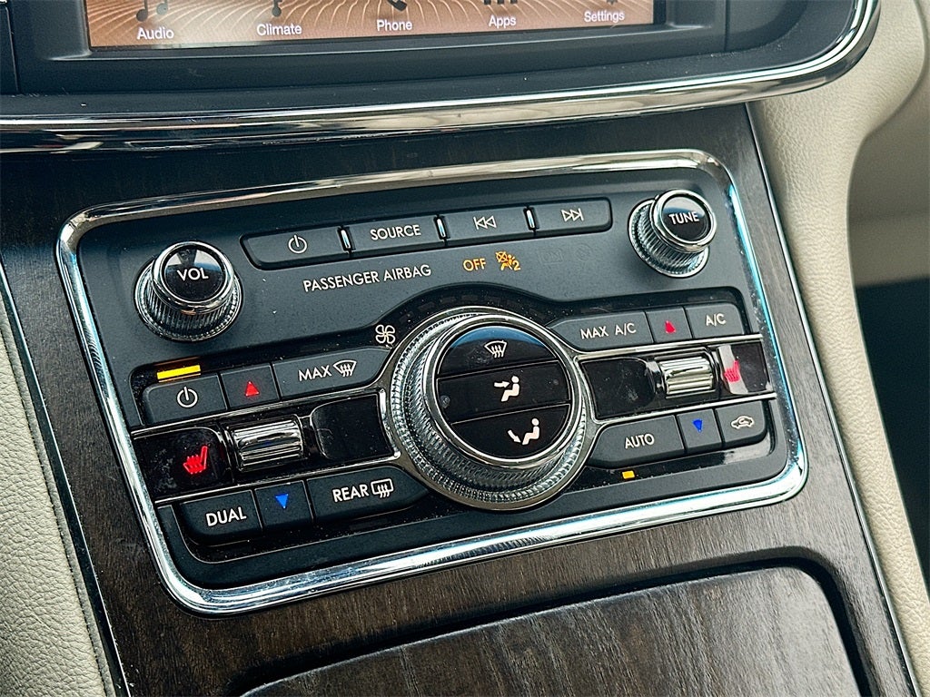 2019 Lincoln Continental Standard