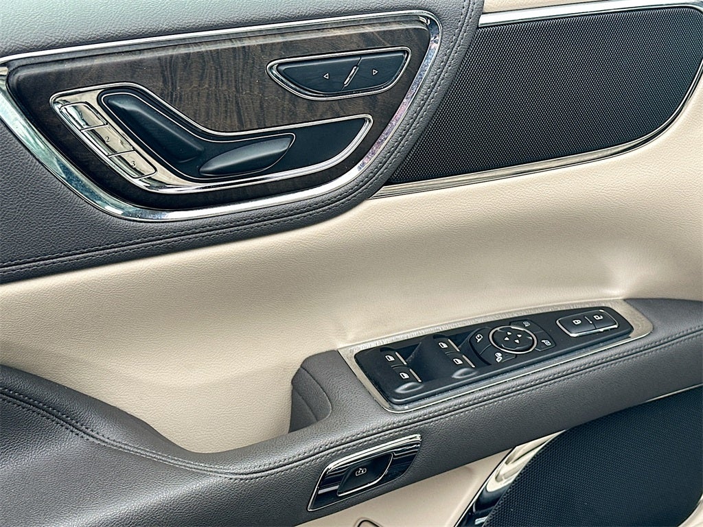 2019 Lincoln Continental Standard