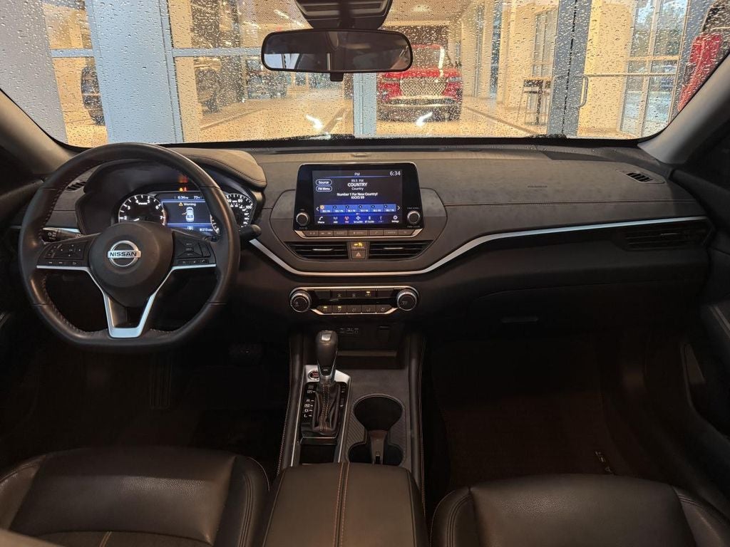 2022 Nissan Altima 2.5 SR