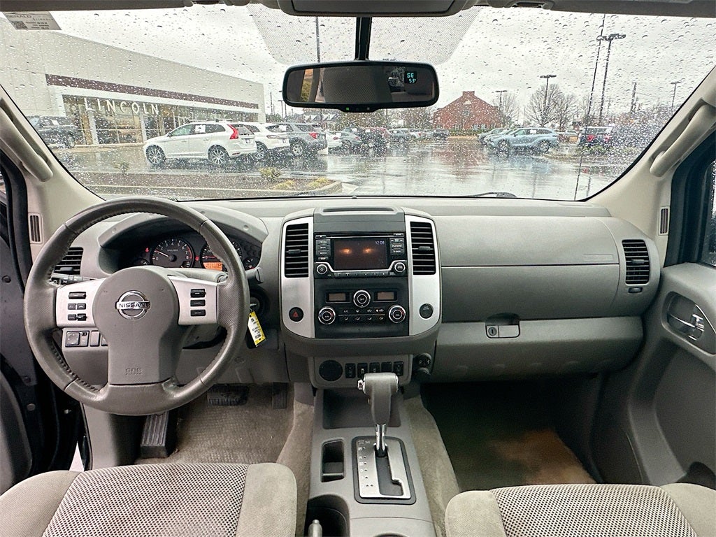 2017 Nissan Frontier SV
