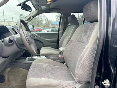 2017 Nissan Frontier SV