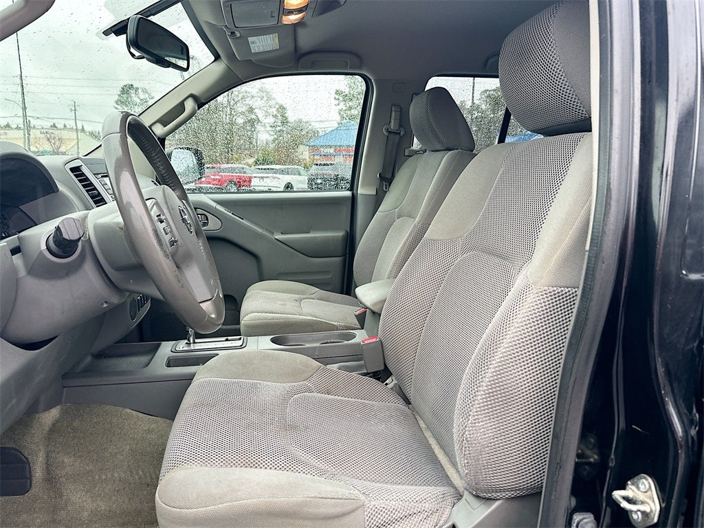 2017 Nissan Frontier SV