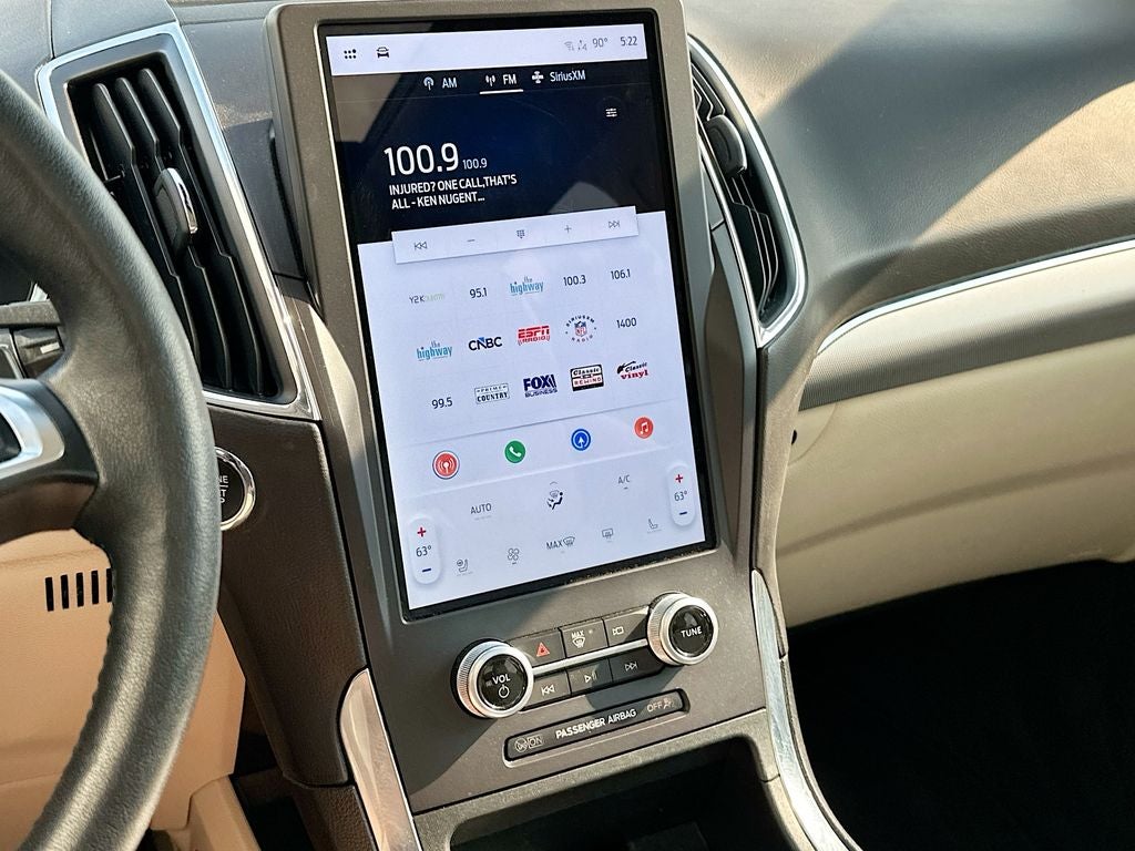 2021 Ford Edge Titanium