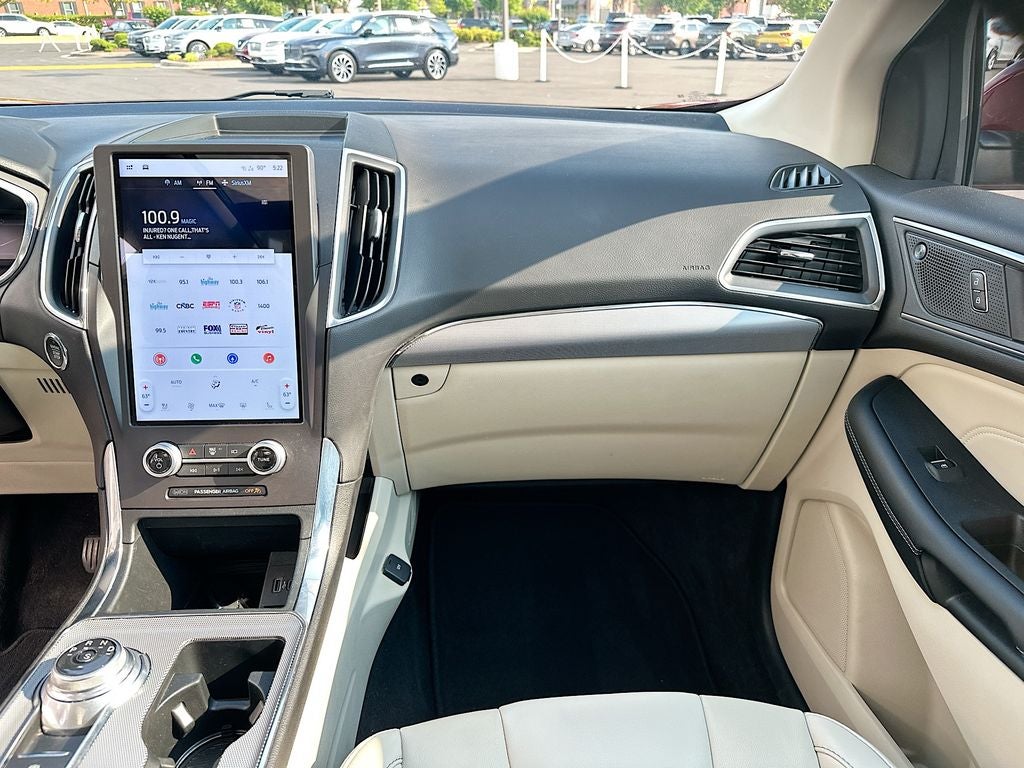 2021 Ford Edge Titanium