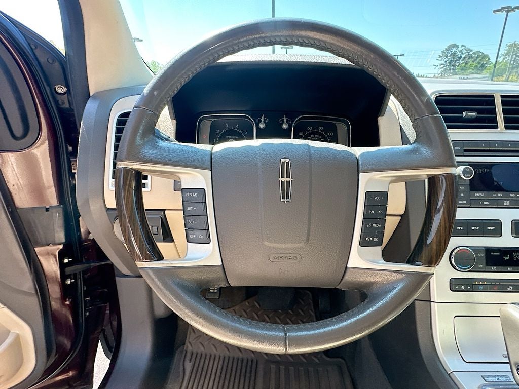 2010 Lincoln MKX Base