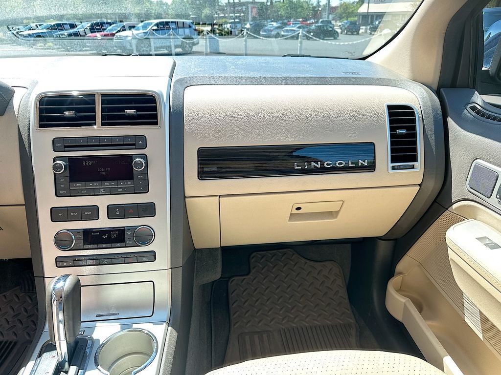 2010 Lincoln MKX Base