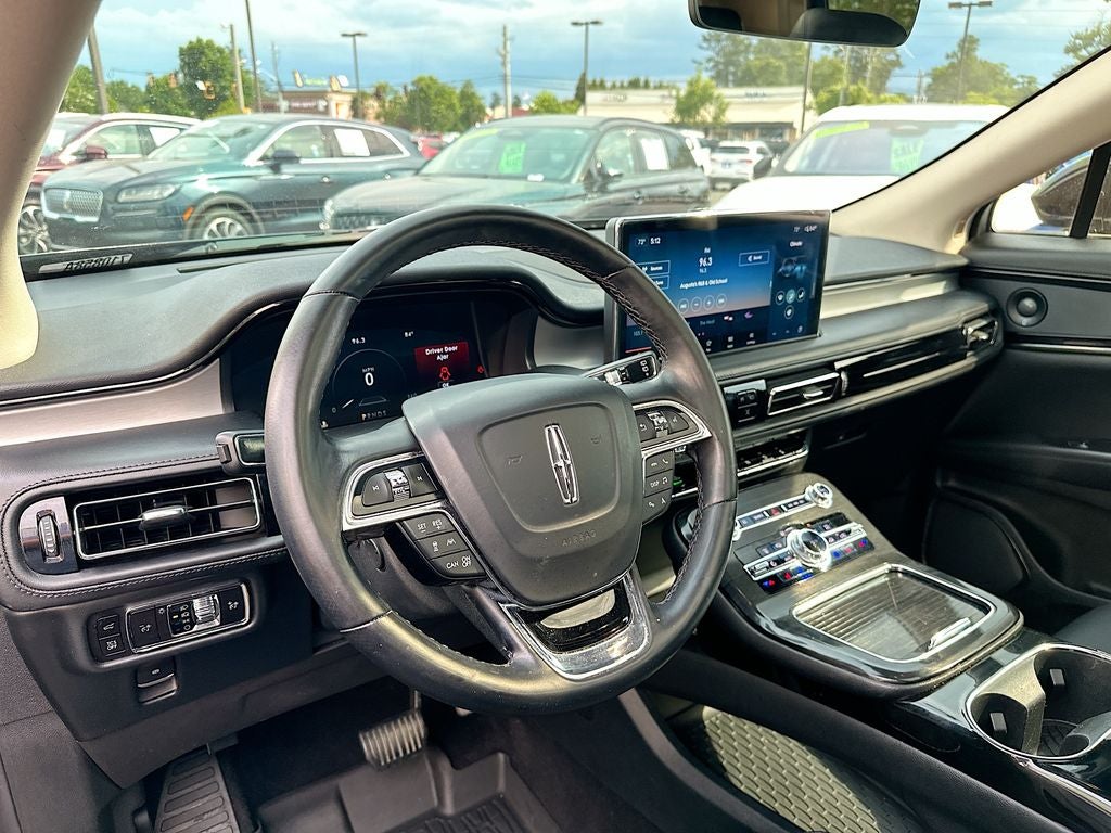2023 Lincoln Nautilus Reserve