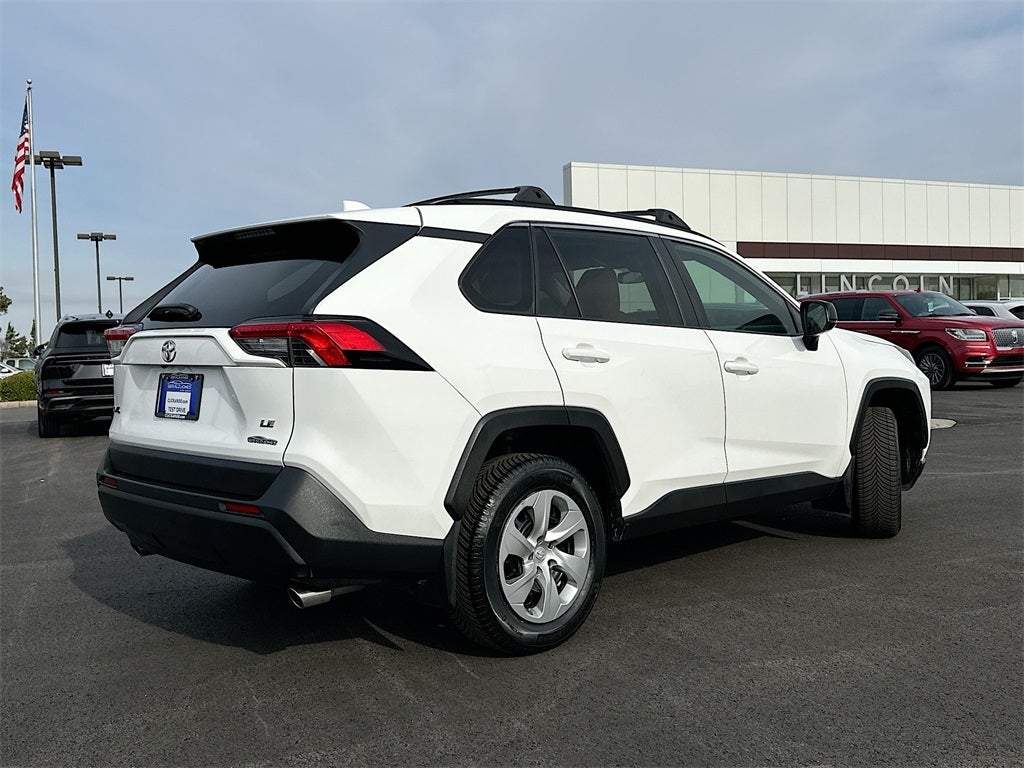 2021 Toyota RAV4 LE