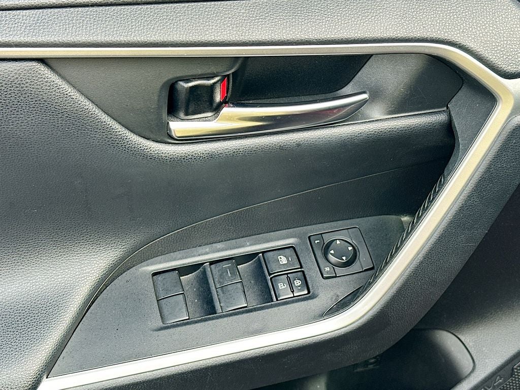 2020 Toyota RAV4 Adventure