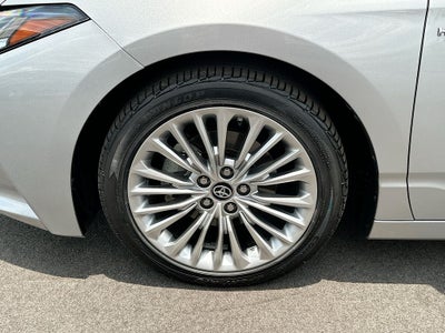 2019 Toyota Avalon Hybrid Limited