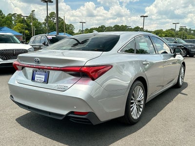 2019 Toyota Avalon Hybrid Limited