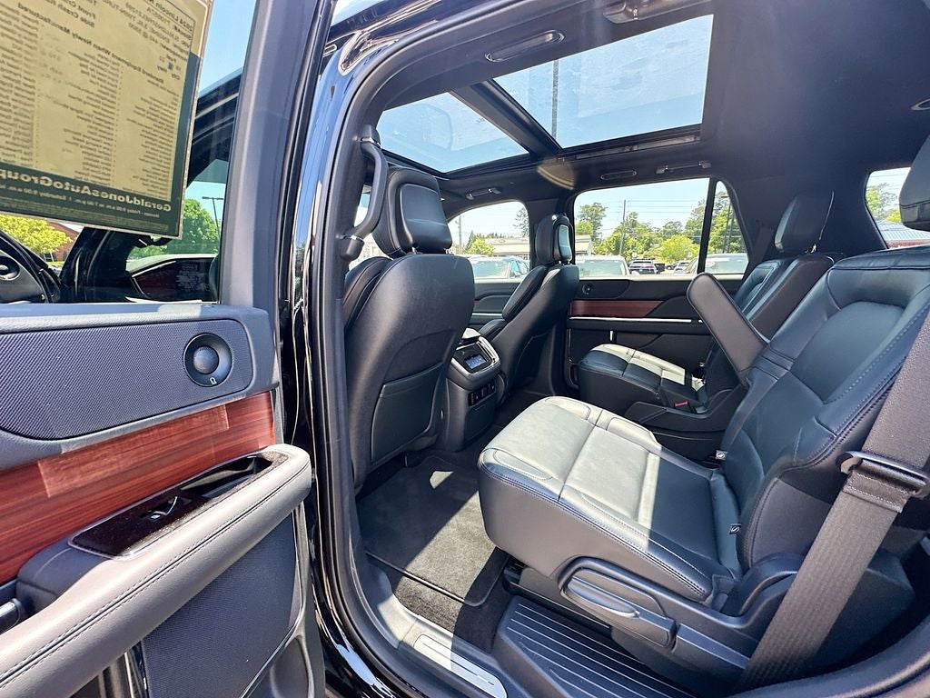 2024 Lincoln Navigator Premiere