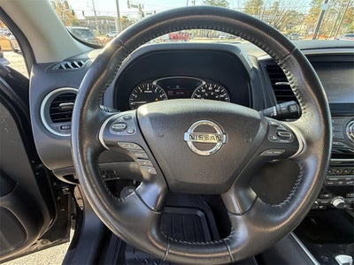 2019 Nissan Pathfinder SV