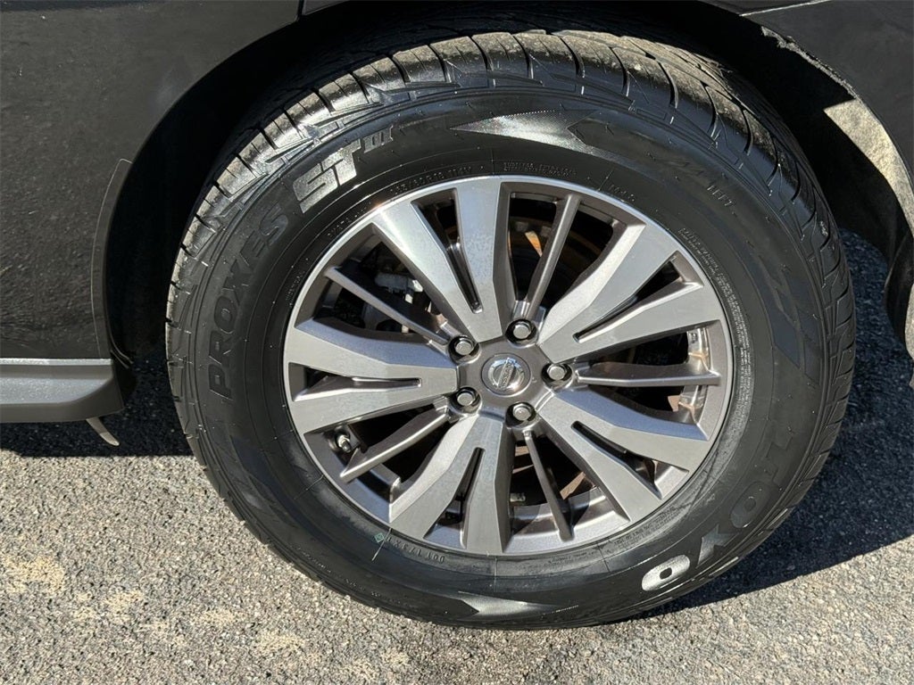 2019 Nissan Pathfinder SV